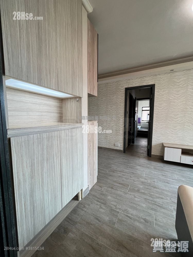 新港城 售盘 3 房 519 平方尺