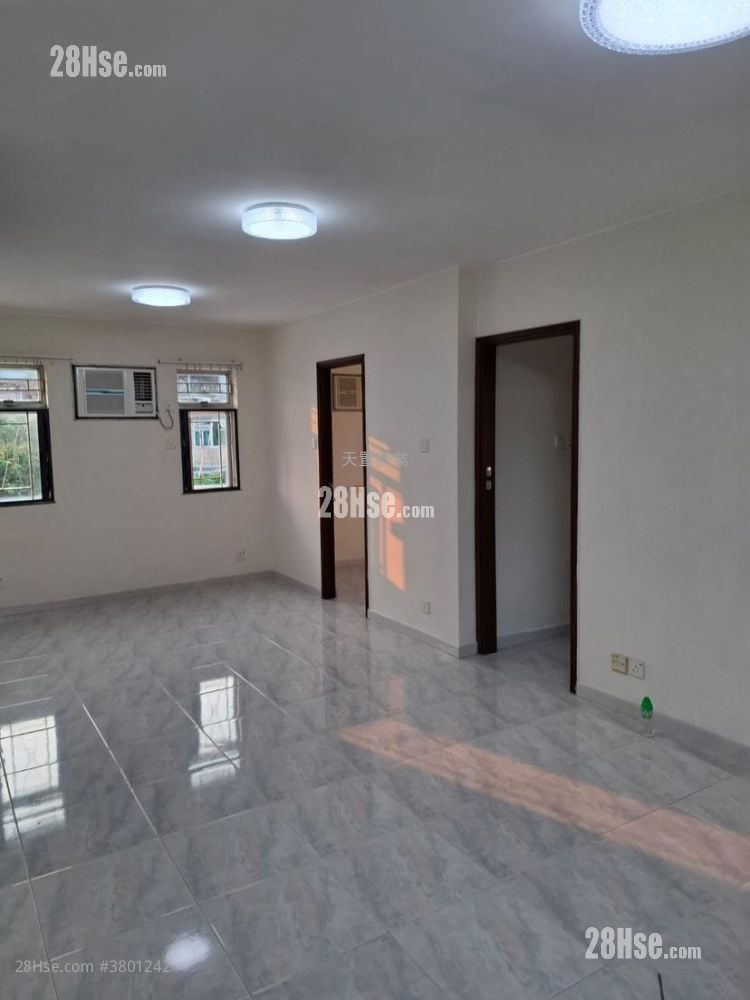 Chung Uk Tsuen Rental 3 Bedrooms , 1 Bathroom 700 ft²
