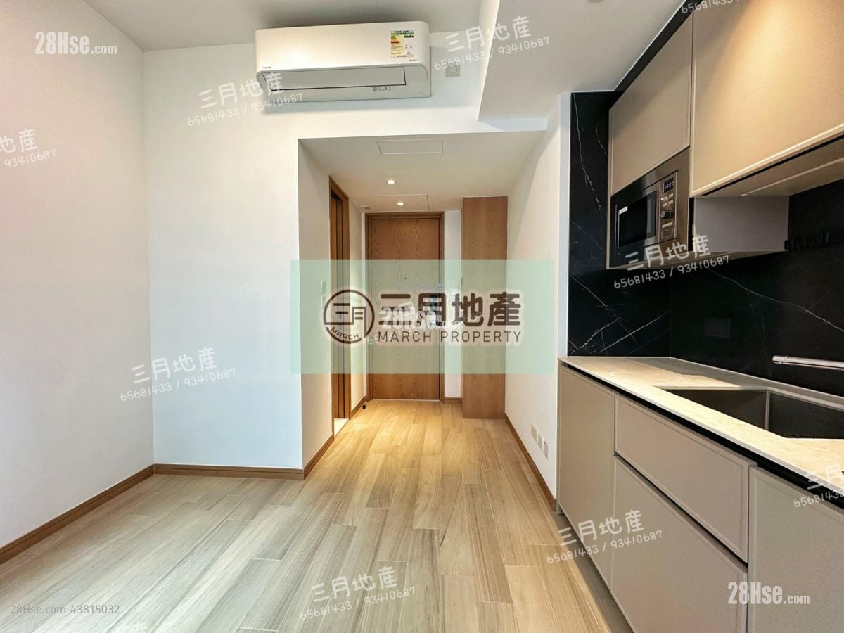 Uptify Sell Studio , 1 Bathroom 172 ft²