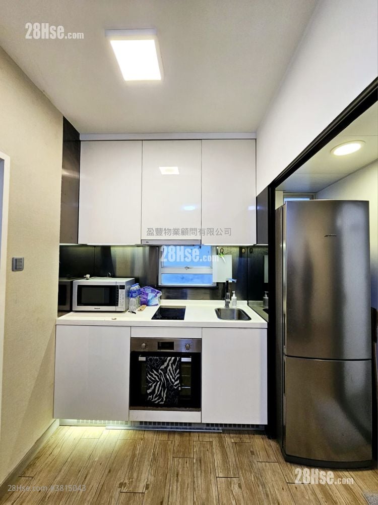 东亚大楼 租盘 2 房 , 1 浴室 318 平方尺