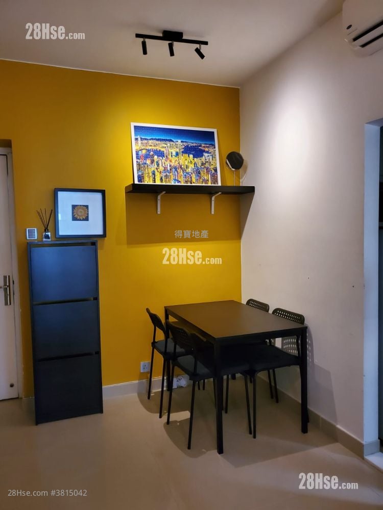 Apartment Sell 2 Bedrooms , 1 Bathroom 354 ft²