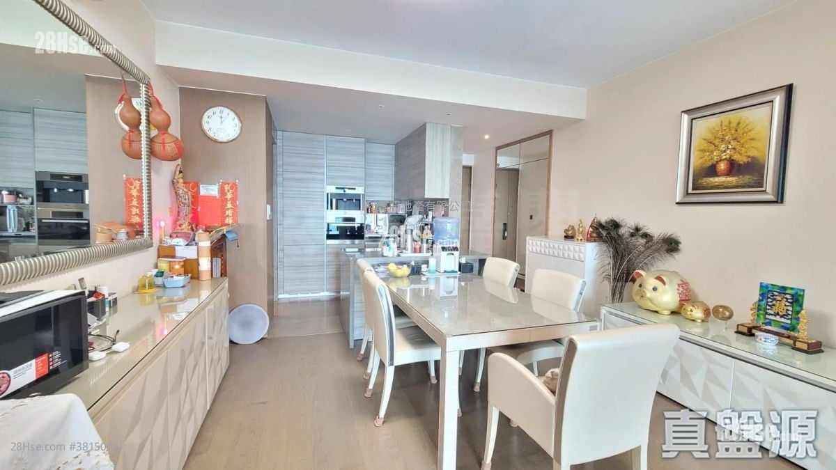 Azura Sell 4 Bedrooms 1,598 ft²