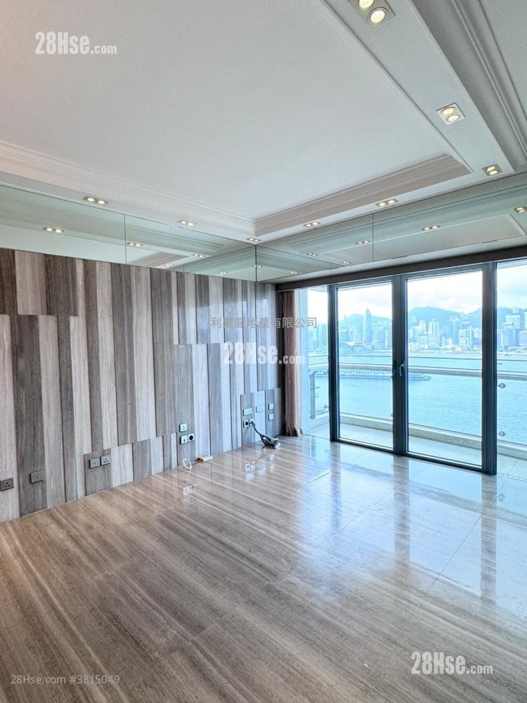 The Harbourside Rental 3 Bedrooms , 2 Bathrooms 1,051 ft²