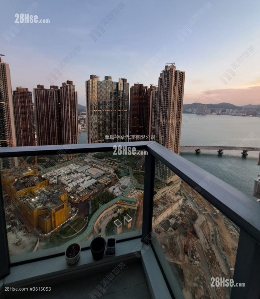 Malibu Sell 2 Bedrooms , 1 Bathroom 459 ft²