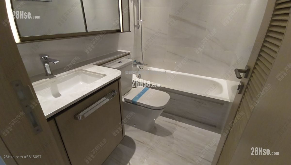 Marini Sell 2 Bedrooms , 1 Bathroom 458 ft²