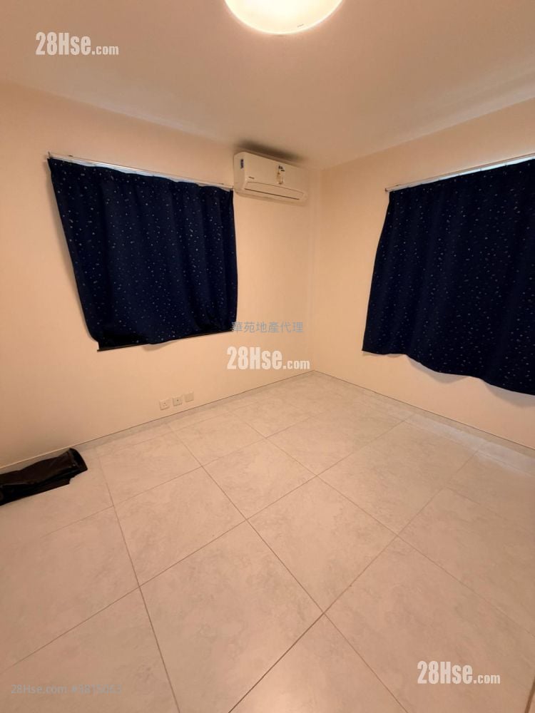 Village Rental 3 Bedrooms , 1 Bathroom 700 ft²