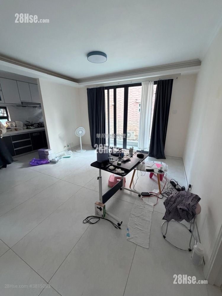 Village Rental 3 Bedrooms , 1 Bathroom 700 ft²