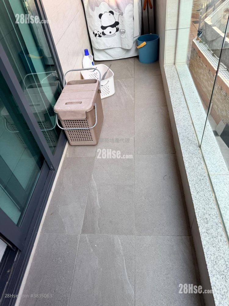 Village Rental 3 Bedrooms , 1 Bathroom 700 ft²