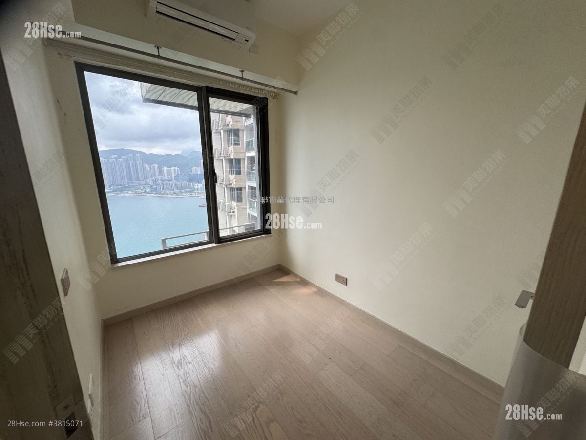 Sea To Sky Sell 2 Bedrooms , 1 Bathroom 482 ft²