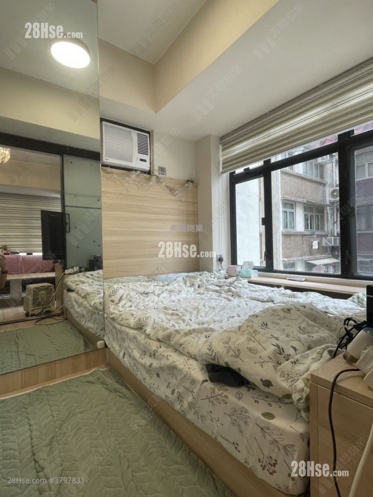 Chi Wing Court Sell 1 Bedroom 184 ft²