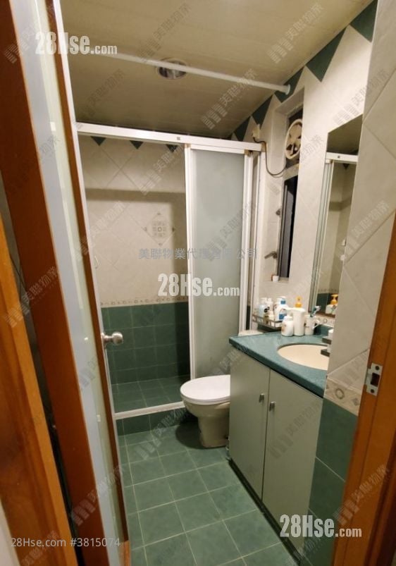 Yu Ming Court Sell 438 ft²