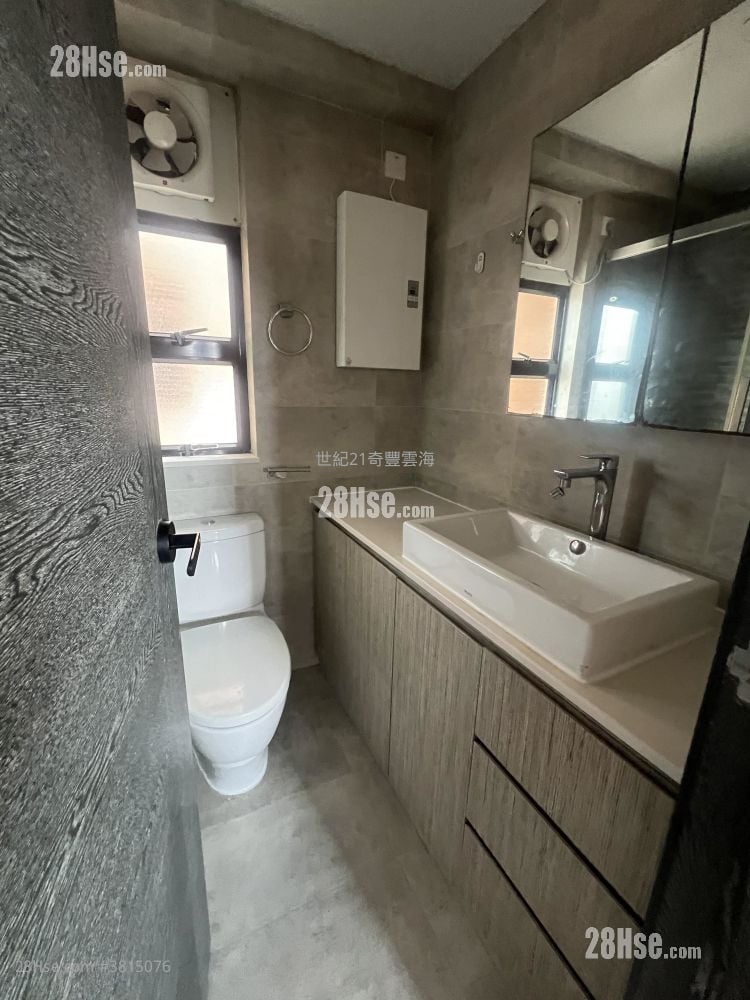 新港城 租盤 3 房 , 2 浴室 519 平方呎