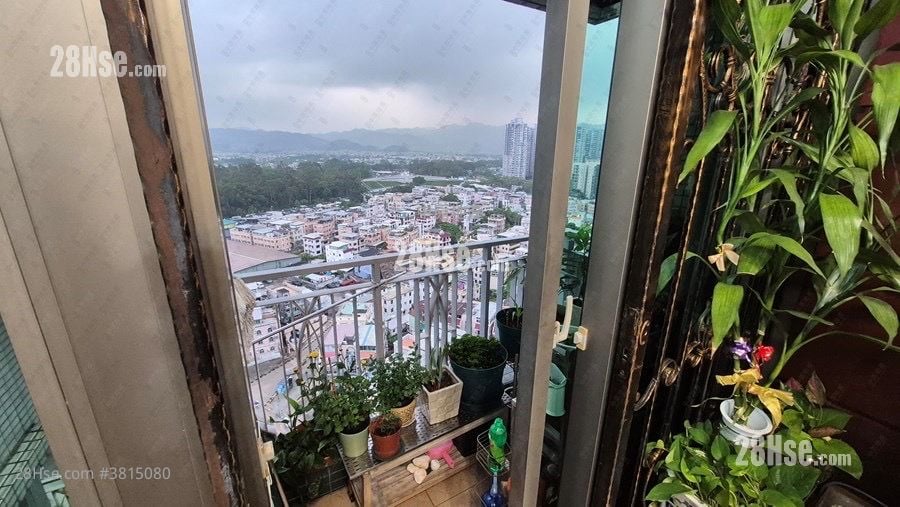 Yoho Town 售盘 3 房 637 平方尺