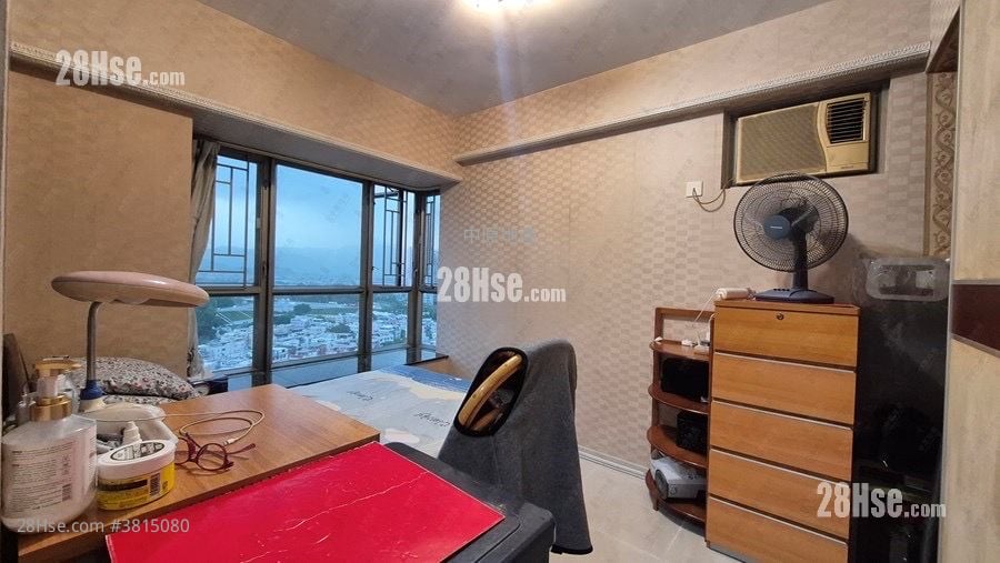 Yoho Town 售盘 3 房 637 平方尺