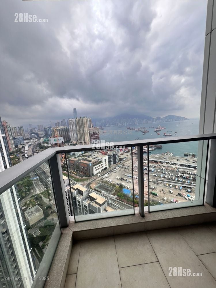 Cullinan West Sell 4 Bedrooms 1,320 ft²