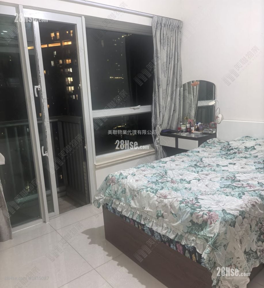 Hemera Sell 3 Bedrooms , 2 Bathrooms 739 ft²