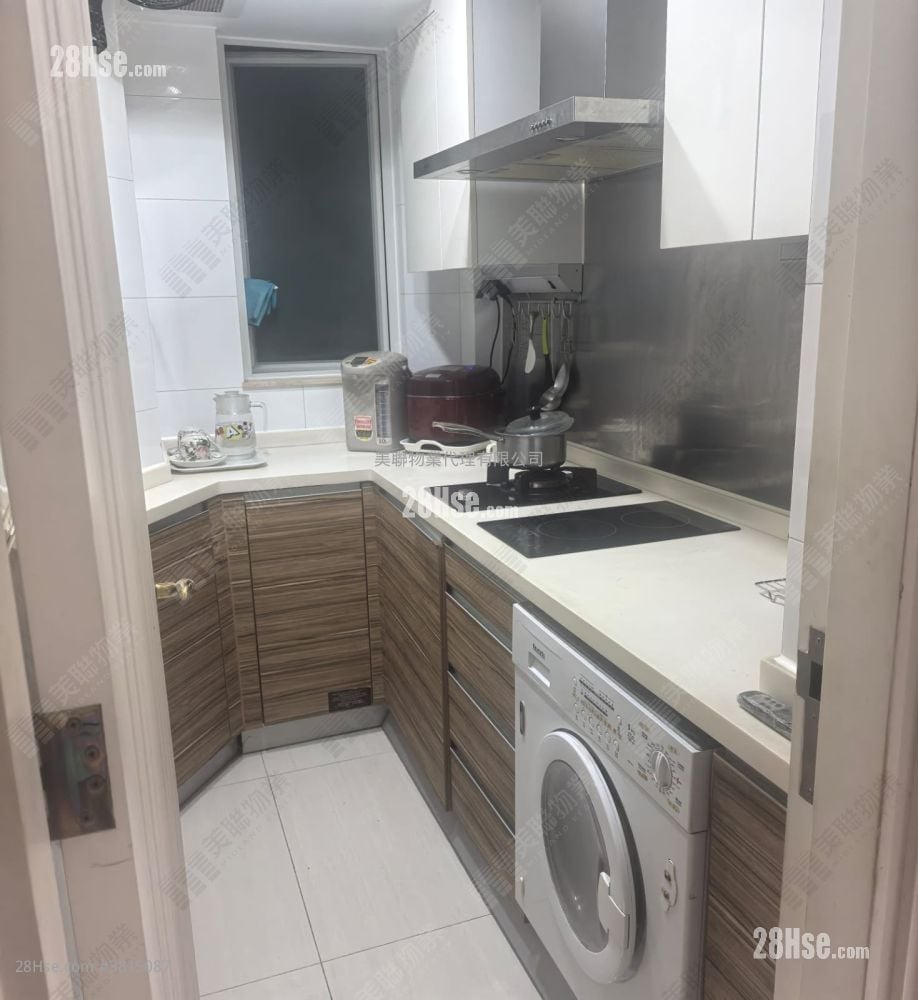 Hemera Sell 3 Bedrooms , 2 Bathrooms 739 ft²