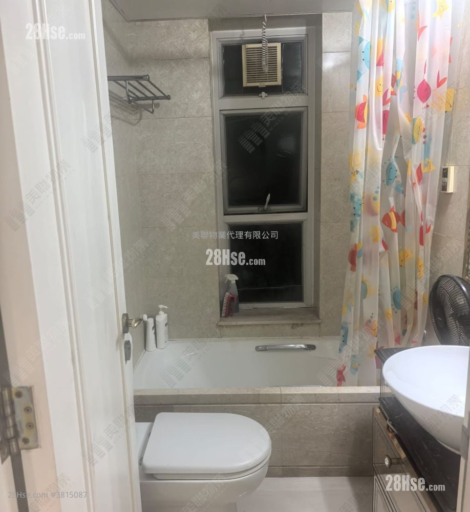 Hemera Sell 3 Bedrooms , 2 Bathrooms 739 ft²