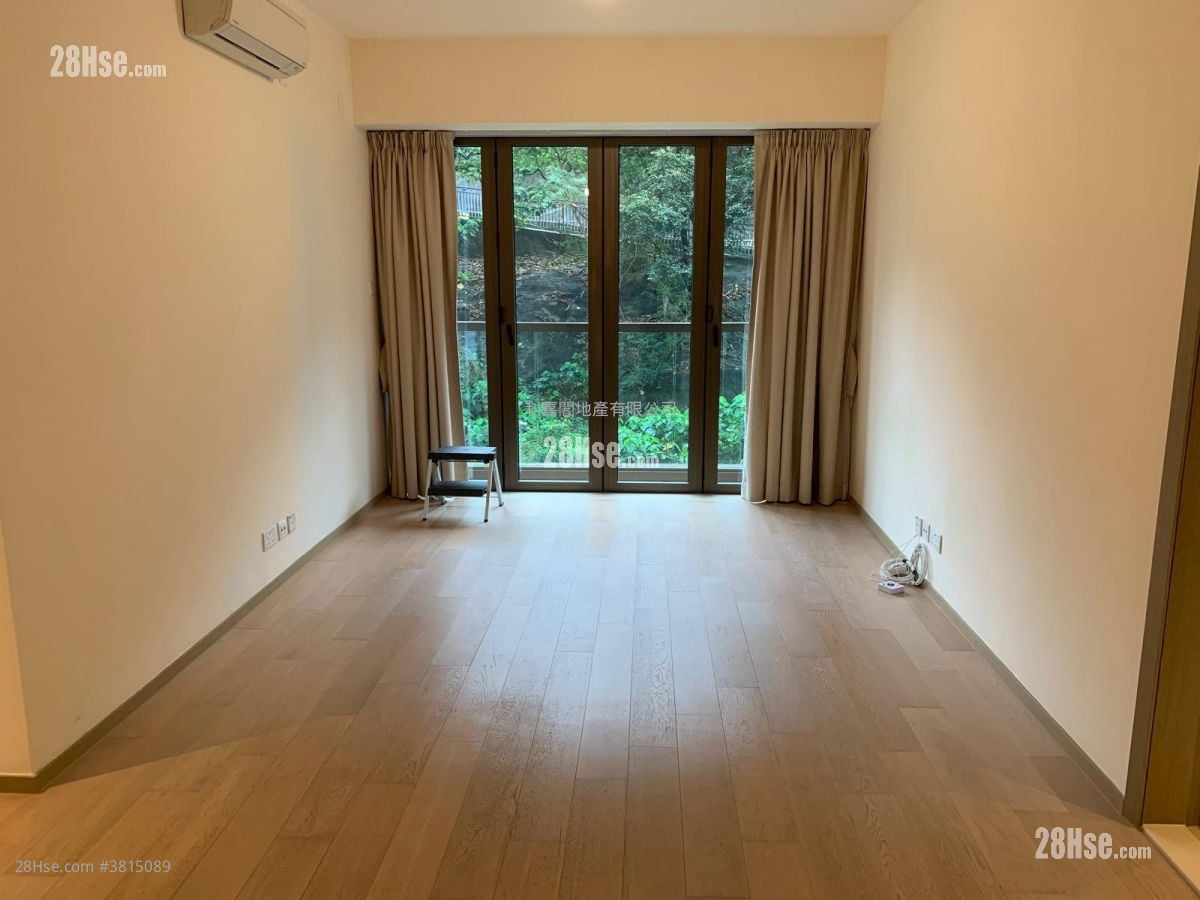 Island Garden Sell 2 Bedrooms , 1 Bathroom 670 ft²