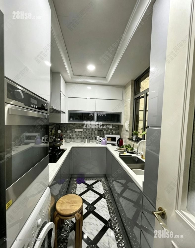 朗逸峰 售盤 3 房 , 2 浴室 1,008 平方呎