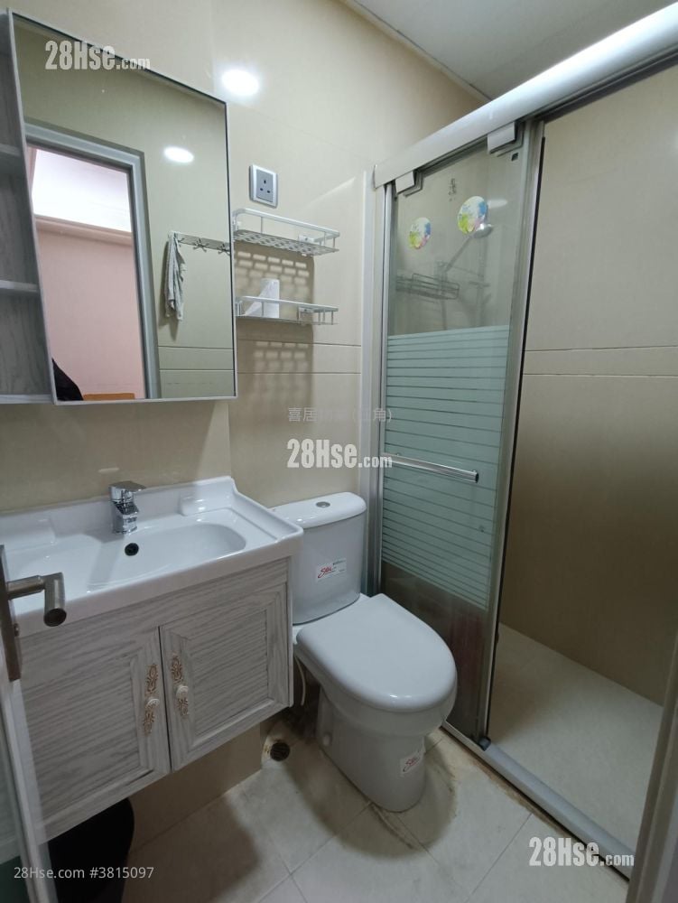 翠园大楼 售盘 2 浴室 427 平方尺