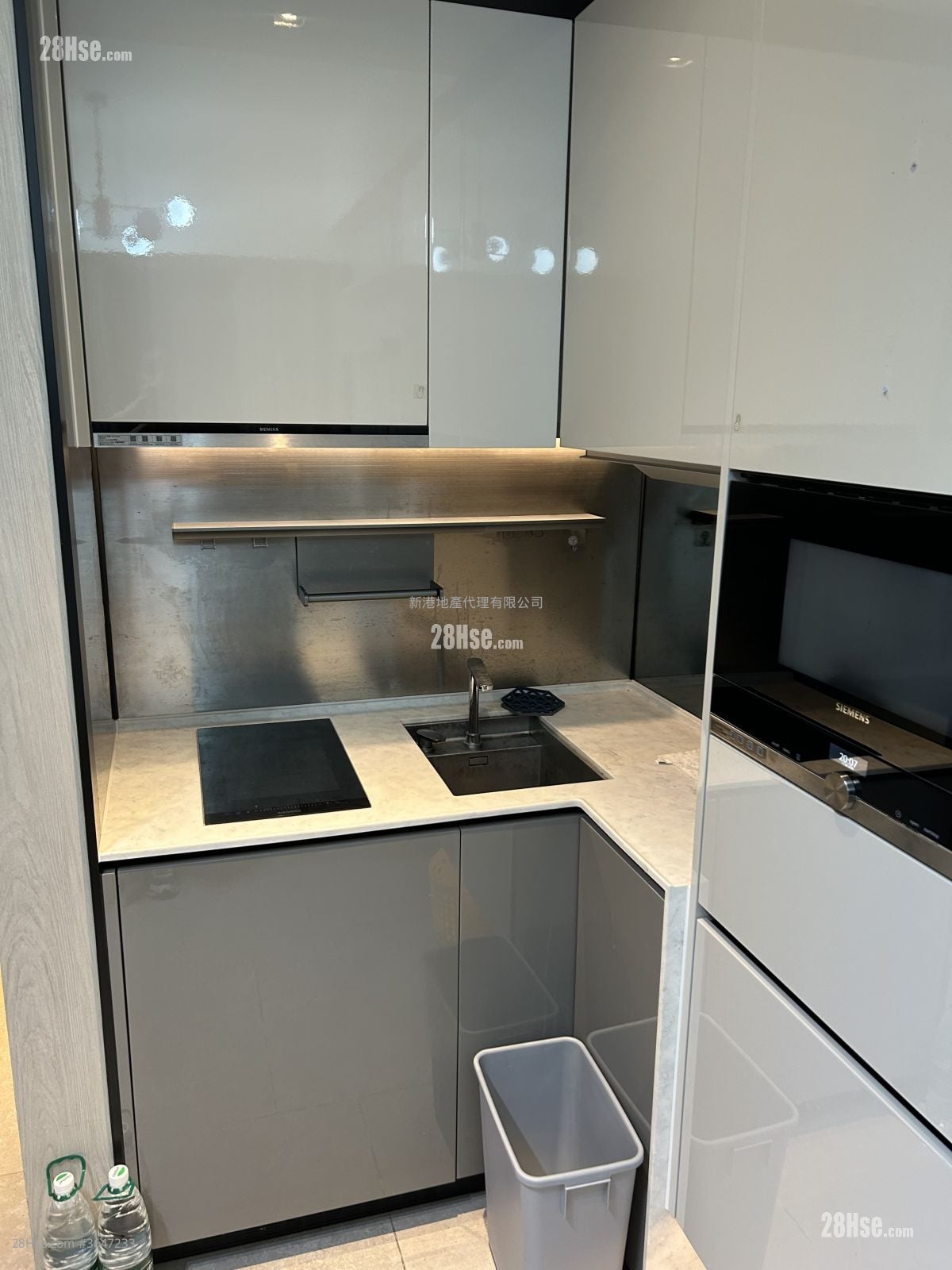 Downtown 38 租盘 2 房 , 1 浴室 385 平方尺