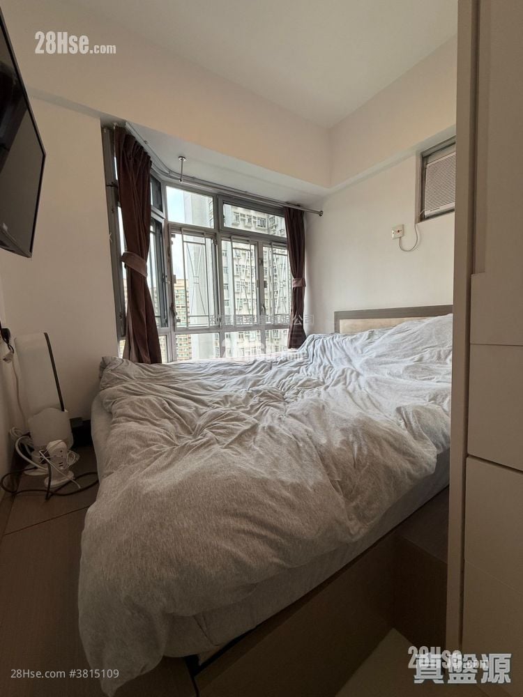 Ma On Shan Centre Sell 2 Bedrooms 364 ft²