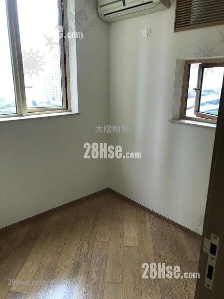 Harbour Place Sell 2 Bedrooms 481 ft²