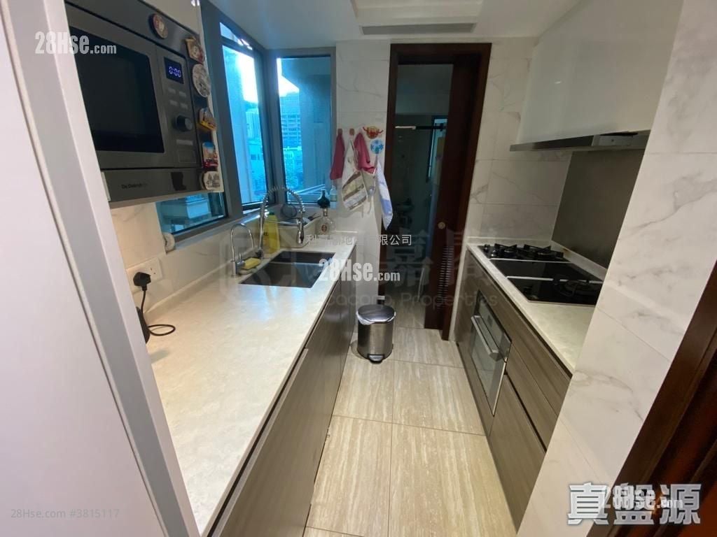 Corinthia By The Sea Rental 4 Bedrooms , 2 Bathrooms 976 ft²