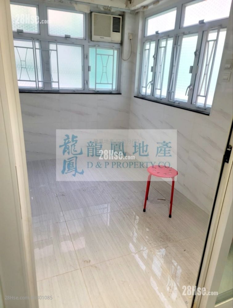 长辉大厦 租盘 1 房 , 1 浴室 202 平方尺