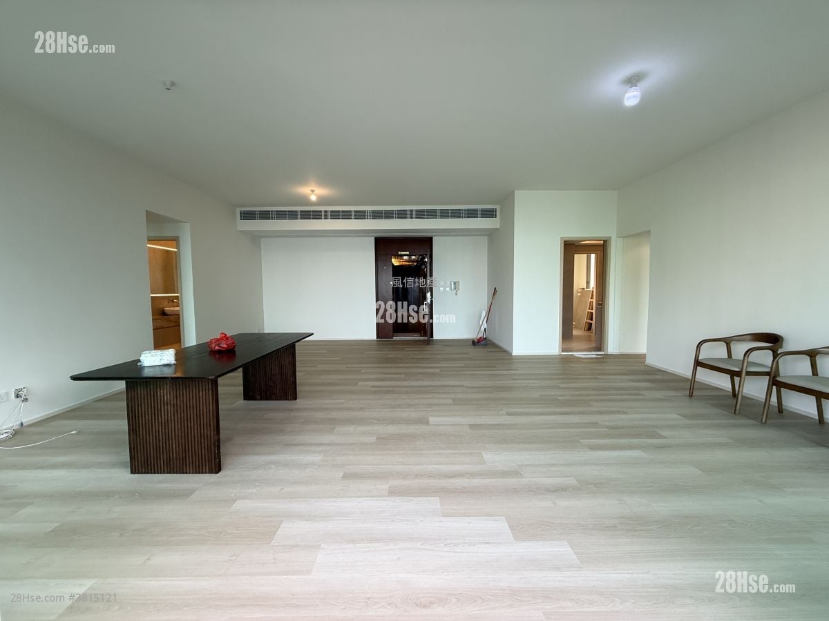 No. 31 Robinson Road Rental 4 Bedrooms , 3 Bathrooms 1,986 ft²