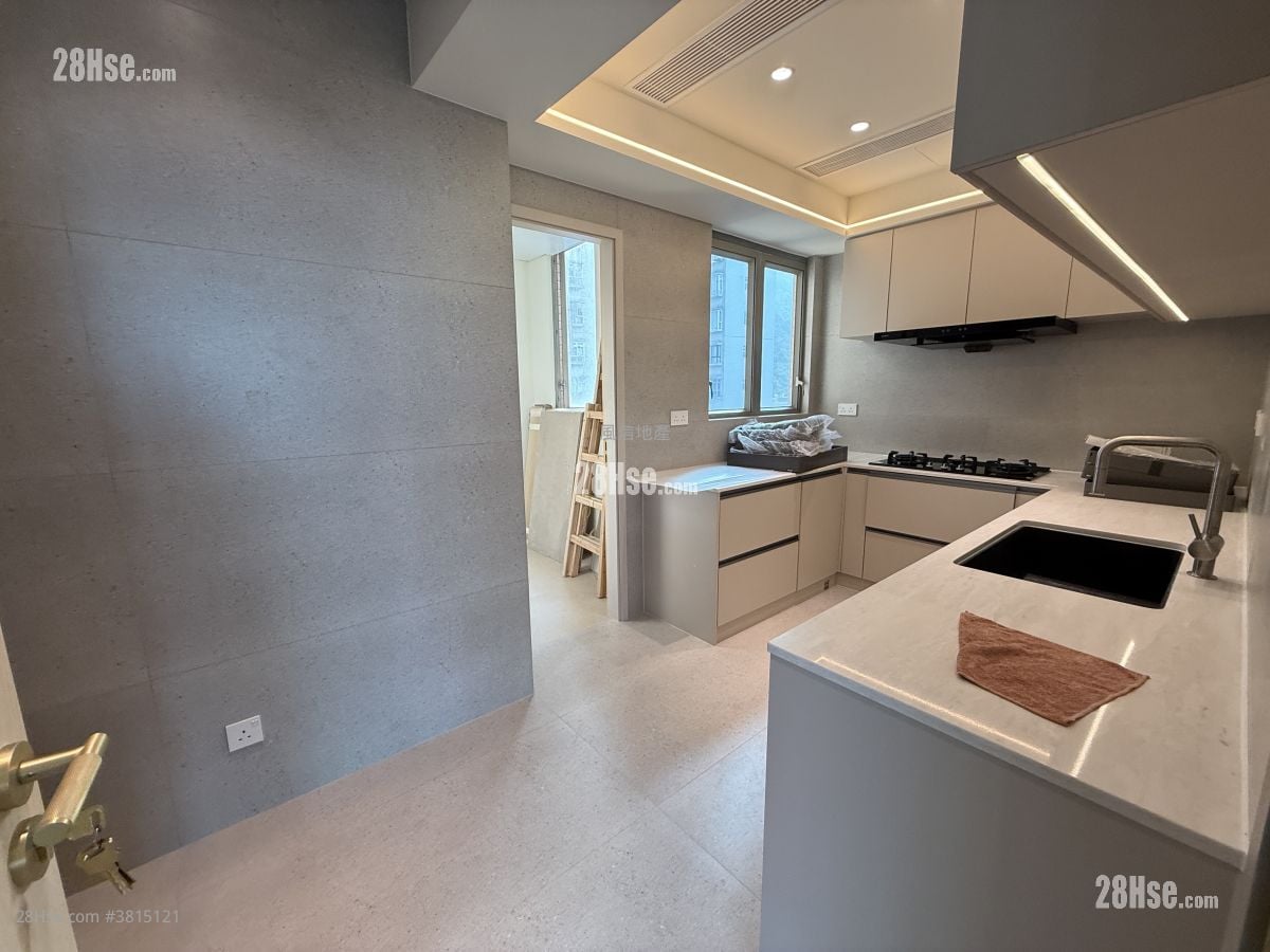 No. 31 Robinson Road Rental 4 Bedrooms , 3 Bathrooms 1,986 ft²