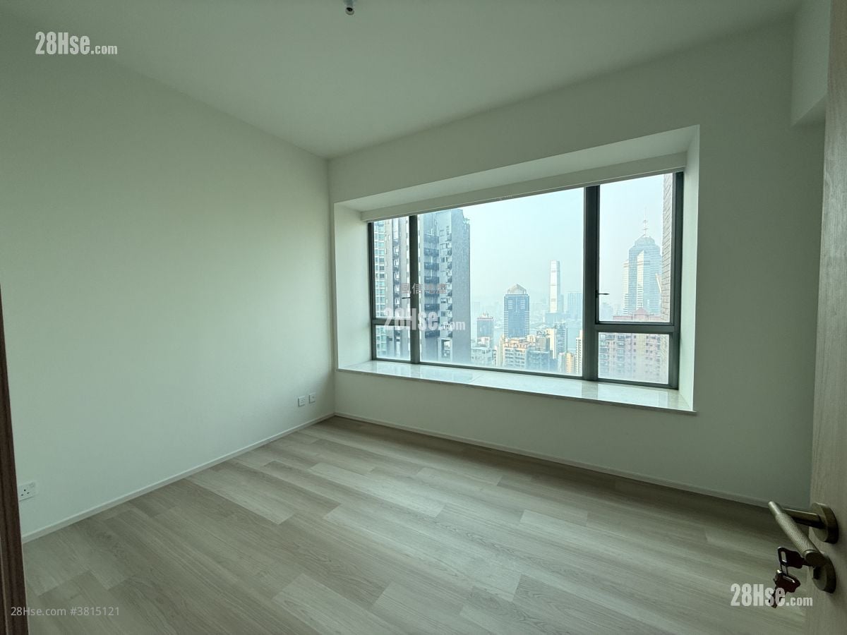 No. 31 Robinson Road Rental 4 Bedrooms , 3 Bathrooms 1,986 ft²