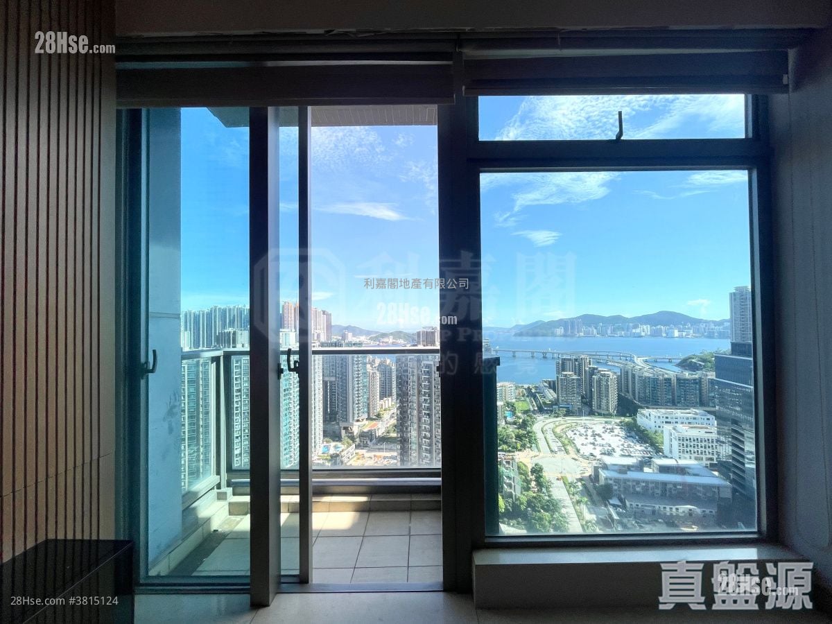 The Wings Rental 4 Bedrooms , 3 Bathrooms 872 ft²