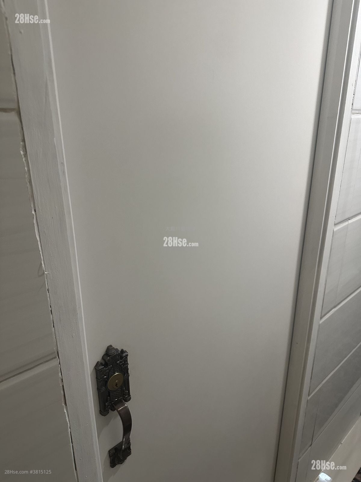 唐楼 租盘 120 平方尺