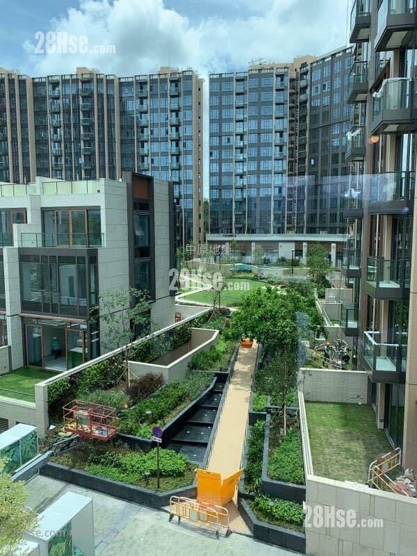 Crescent Green Sell 4 Bedrooms 2,311 ft²