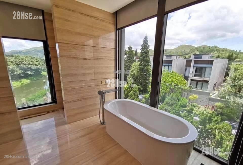 Crescent Green Sell 4 Bedrooms 2,311 ft²