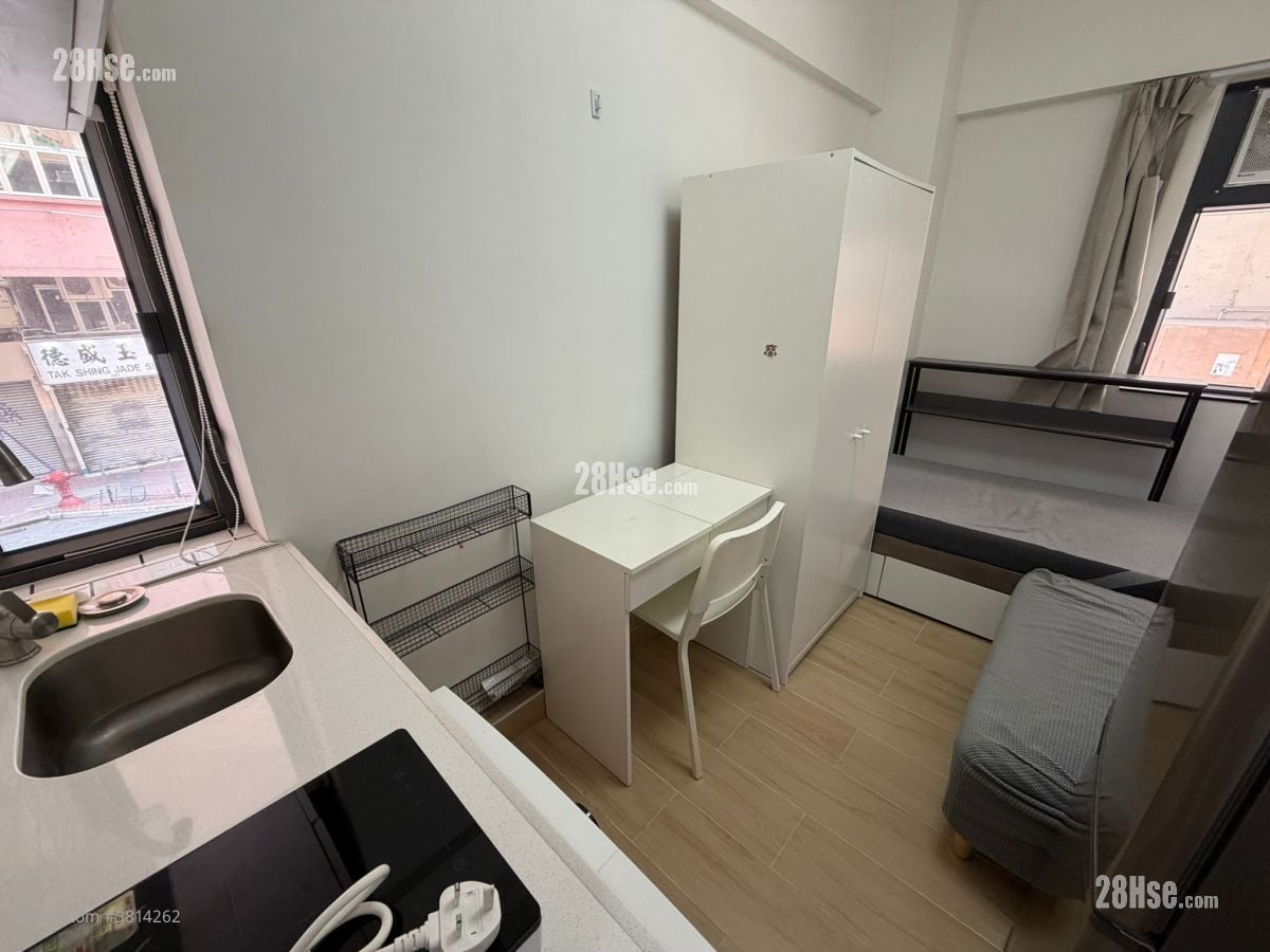 Tai On Building Rental Studio , 1 Bathroom 160 ft²