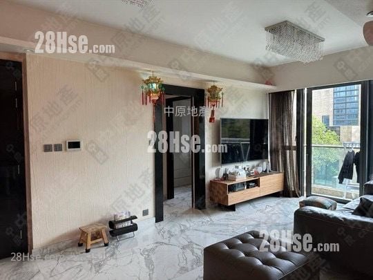 Ultima Rental 1,143 ft²