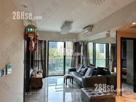 Ultima Rental 1,143 ft²