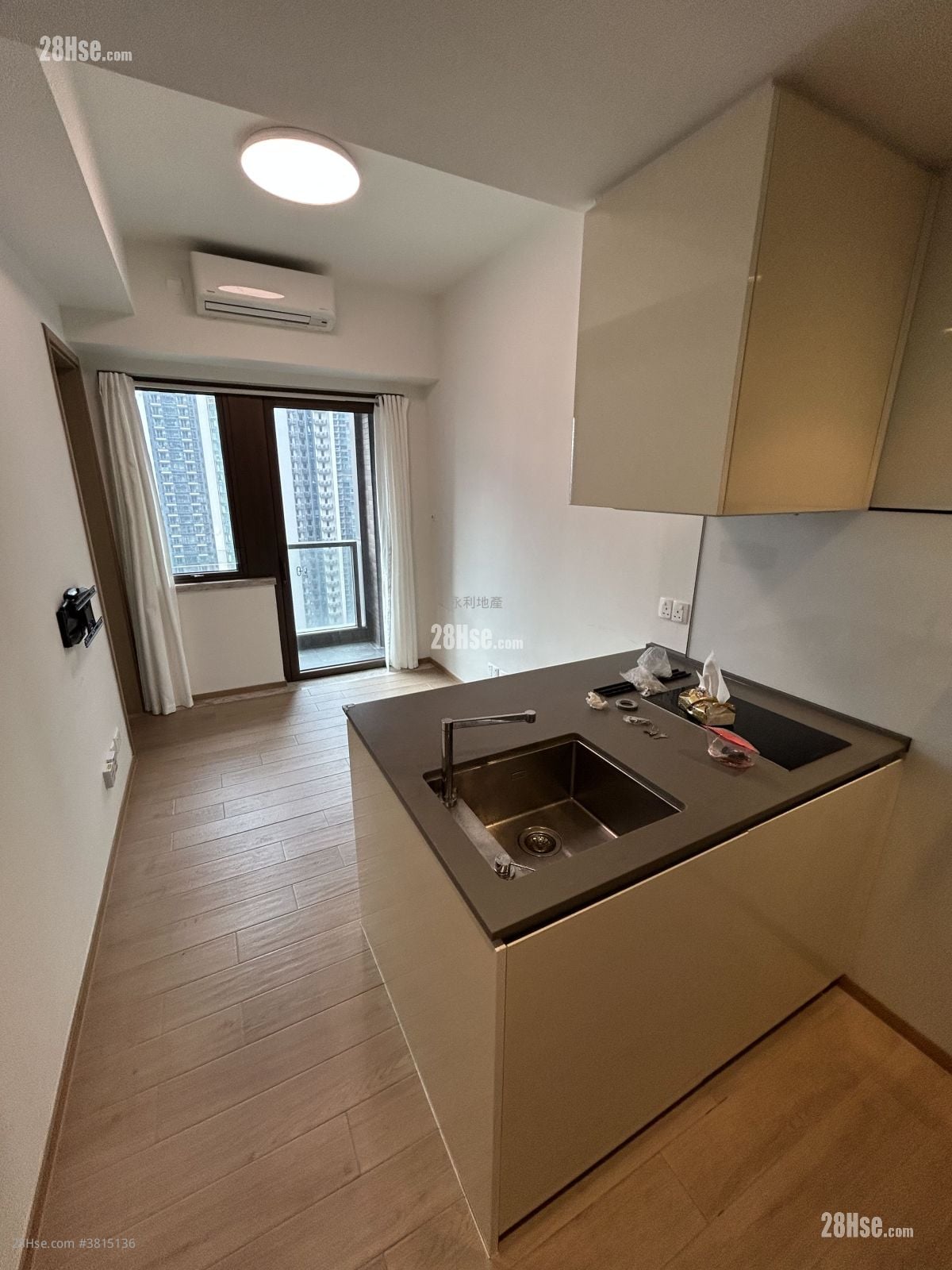 LP6 租盘 1 房 , 1 浴室 307 平方尺