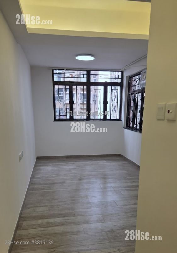 得富大楼 租盘 开放式间隔 , 1 浴室 128 平方尺