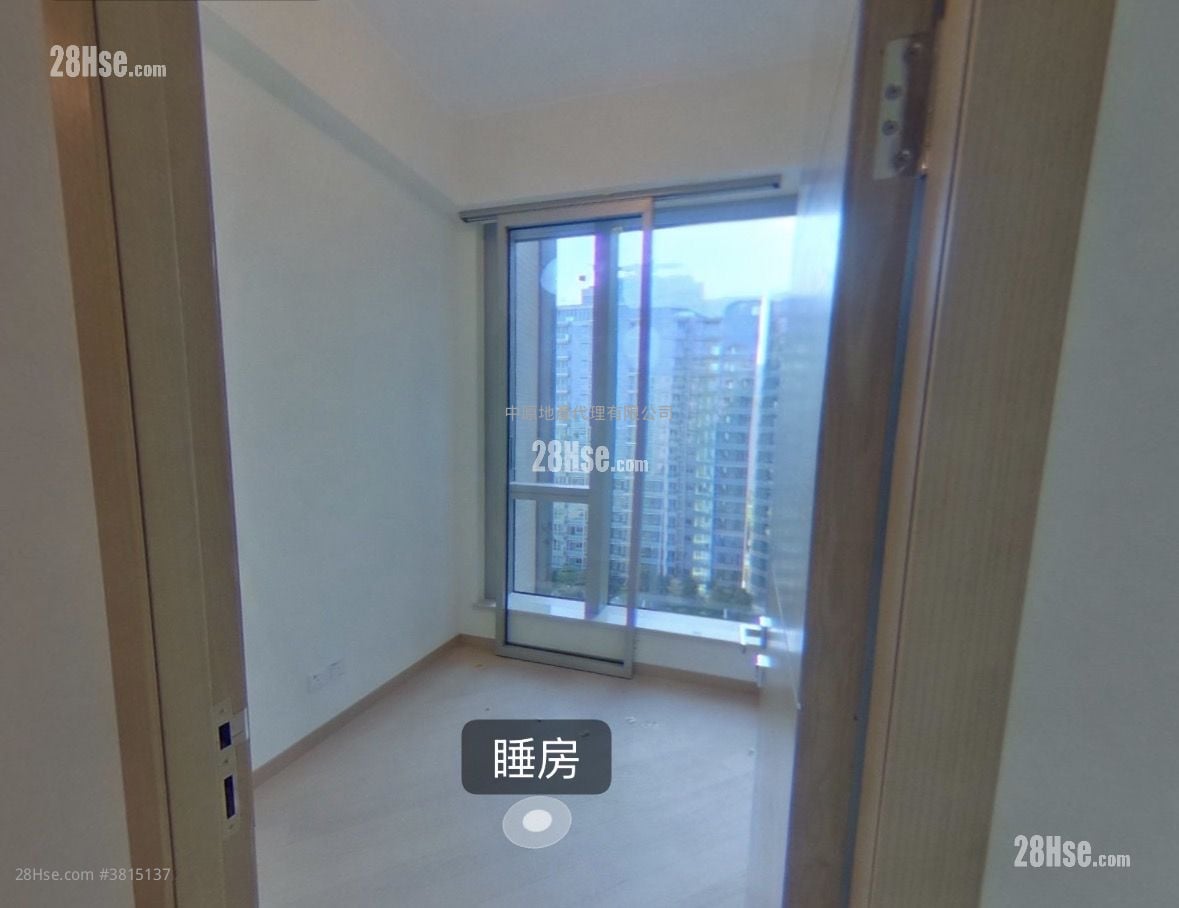 逸瓏灣8 租盤 682 平方呎