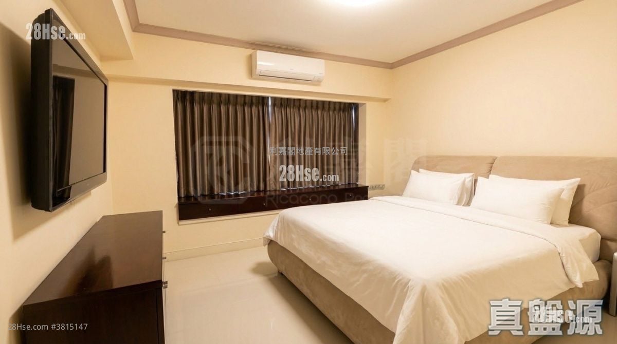 Monte Carlton Sell 4 Bedrooms 1,085 ft²