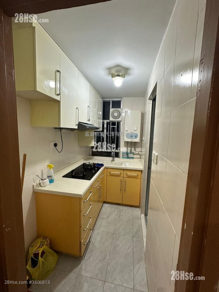 龙蟠苑 租盘 2 房 , 1 浴室 430 平方尺