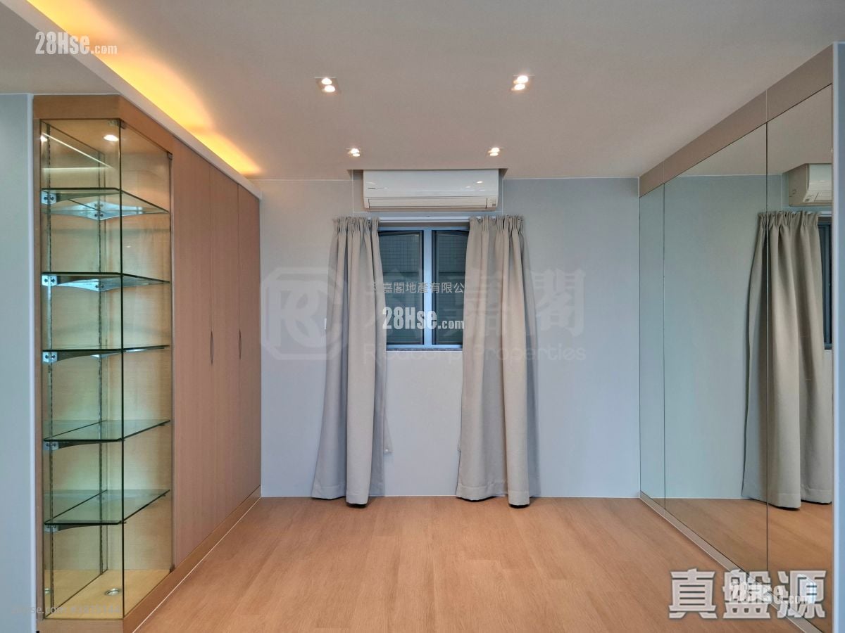 海堤湾畔 售盘 3 房 845 平方尺