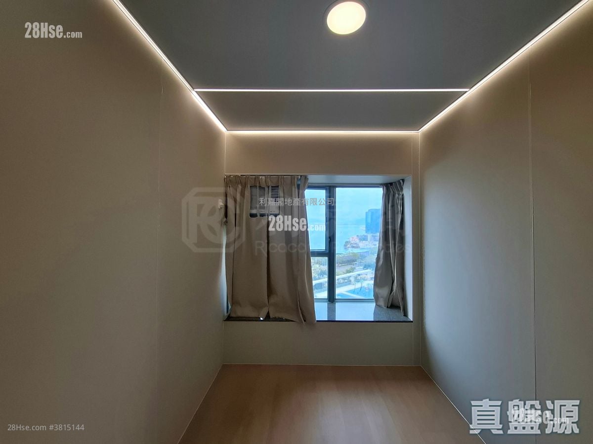 海堤湾畔 售盘 3 房 845 平方尺