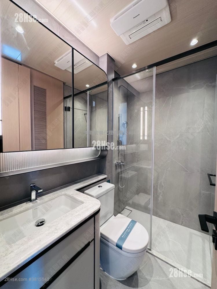 Seasons Place 售盤 1 房 , 1 浴室 323 平方呎