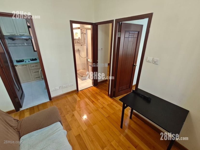 Cheong Shing Mansion Rental 2 Bedrooms , 1 Bathroom 330 ft²