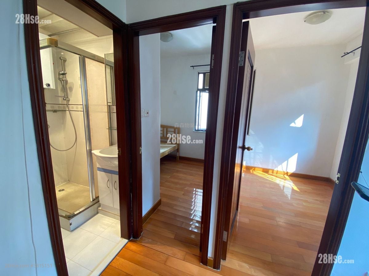 Cheong Shing Mansion Rental 2 Bedrooms , 1 Bathroom 330 ft²